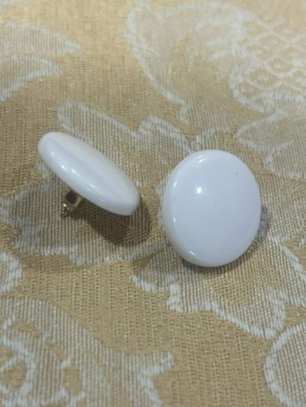 DANECRAFT 24K Gold Over Sterling Silver White Lucite Disc EARRINGS
